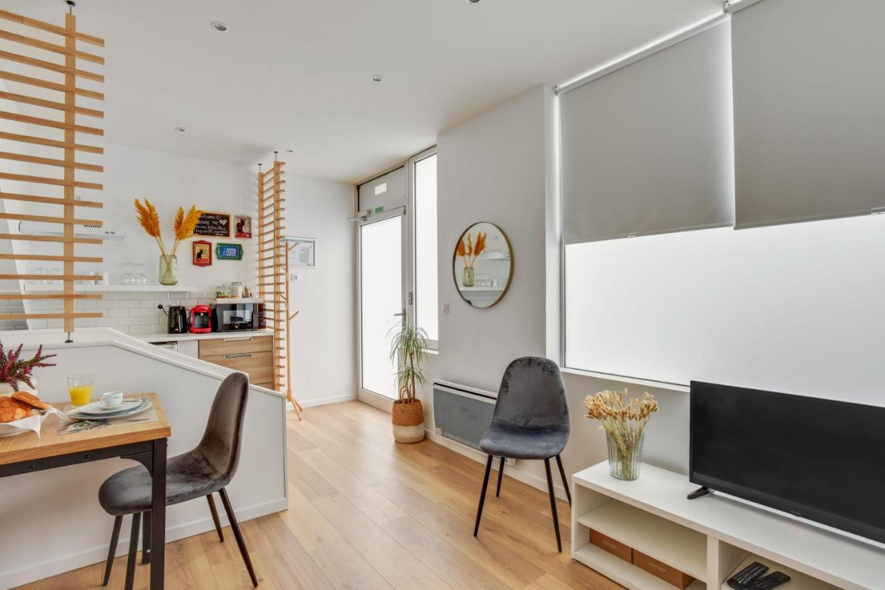 Well Decorated One Bedroom Aprtment In Heat Of Paris, Short Walk To Palais Garnier , Kültér fotó